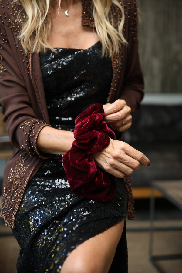 Maxi Velvet Scrunchies